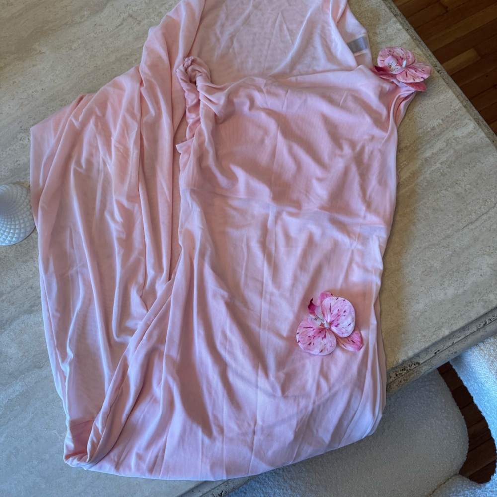 SHEIN Pink One-Shoulder Mesh Bodycon Dress with Floral Accent - Picture 4 of 6